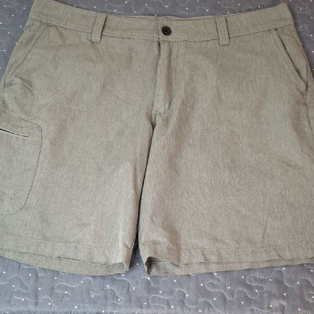 Magellan Fish Gear Men's Gray Casual Shorts size 36